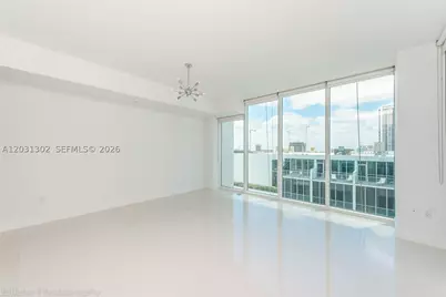 1040 Biscayne #1205, Miami, FL 33132 - Photo 4
