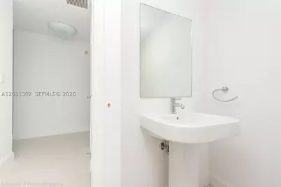 1040 Biscayne #1205, Miami, FL 33132 - Photo 26