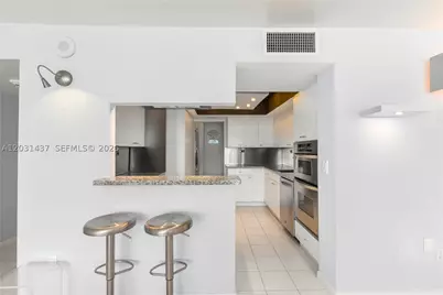 1420 Brickell Bay #1405C, Miami, FL 33131 - Photo 10