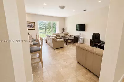 748 Tulip, Weston, FL 33327 - Photo 6