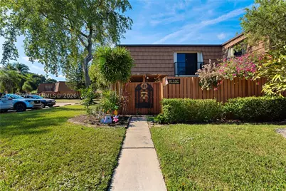 9118C 20th, Davie, FL 33324 - Photo 2