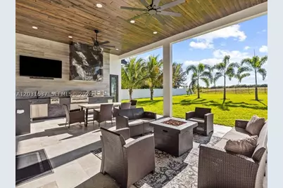 337 SW Kestor, Port Saint Lucie, FL 34953 - Photo 58