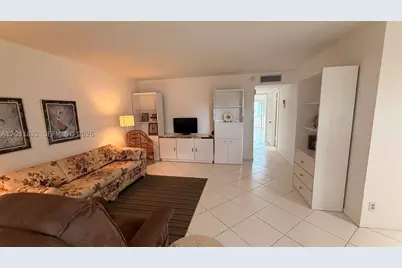 322 Piedmont G #G, Delray Beach, FL 33484 - Photo 4