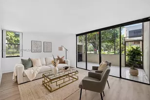 20300 W Country Club, Aventura, FL 33180 - Photo 1
