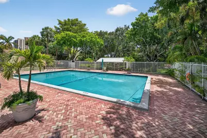 20300 W Country Club #106-3, Aventura, FL 33180 - Photo 62