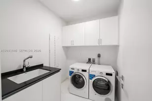 300 Biscayne Blvd, Miami, FL 33131 - Photo 32
