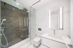 300 Biscayne Blvd, Miami, FL 33131 - Photo 38