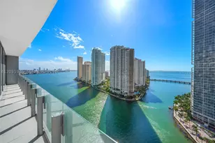 300 Biscayne Blvd, Miami, FL 33131 - Photo 1