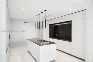 300 Biscayne Blvd, Miami, FL 33131 - Photo 10