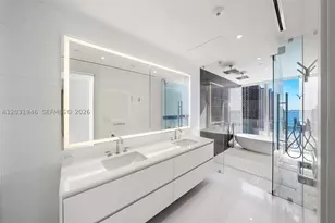 300 Biscayne Blvd, Miami, FL 33131 - Photo 30