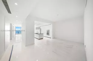 300 Biscayne Blvd, Miami, FL 33131 - Photo 22