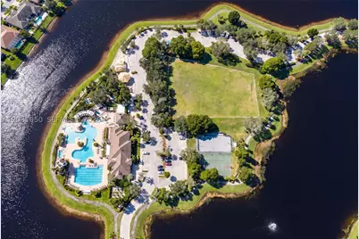 830 Hawthorn, Weston, FL 33327 - Photo 28