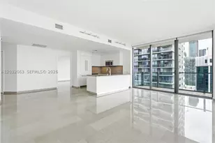 88 SW 7th, Miami, FL 33130 - Photo 2