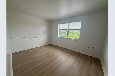 12215 W Dixie #306, North Miami, FL 33161 - Photo 6