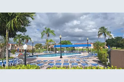 9241 Sunrise Lakes #109, Sunrise, FL 33322 - Photo 18