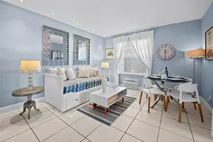 3030 Collins, Miami Beach, FL 33140 - Photo 1