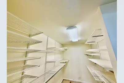 500 Three Islands #314, Hallandale Beach, FL 33009 - Photo 10