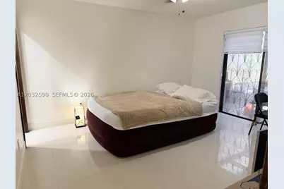 18801 Oakland Hills, Hialeah, FL 33015 - Photo 16