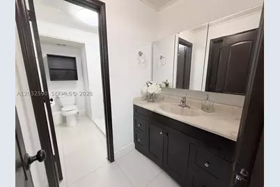 18801 Oakland Hills, Hialeah, FL 33015 - Photo 20