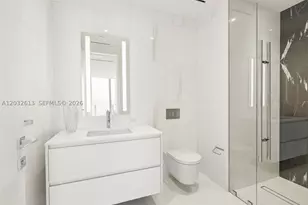 300 Biscayne Blvd, Miami, FL 33131 - Photo 20
