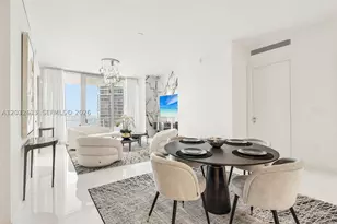 300 Biscayne Blvd, Miami, FL 33131 - Photo 22