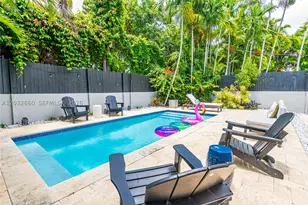 520 SW 22, Miami, FL 33129 - Photo 2