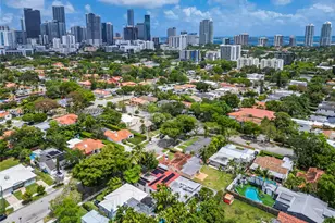 520 SW 22, Miami, FL 33129 - Photo 12