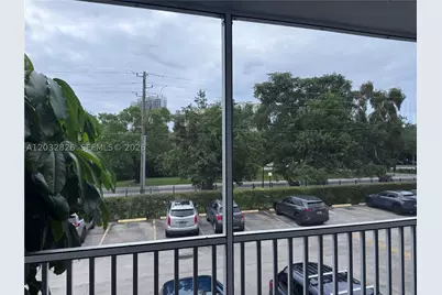 16950 W Dixiea232 #232, North Miami Beach, FL 33160 - Photo 1