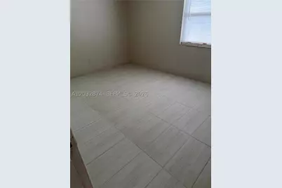 307 NW 12th #2, Fort Lauderdale, FL 33311 - Photo 4