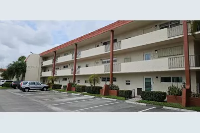 9823 S Hollybrook Lake #310, Pembroke Pines, FL 33025 - Photo 34