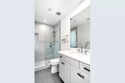 [Address not provided], Hollywood, FL 33019 - Photo 20