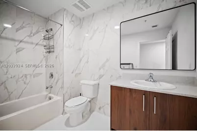 10950 NW 82nd #213, Doral, FL 33178 - Photo 12