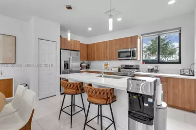 4963 NW 83rd #4963, Doral, FL 33166 - Photo 8