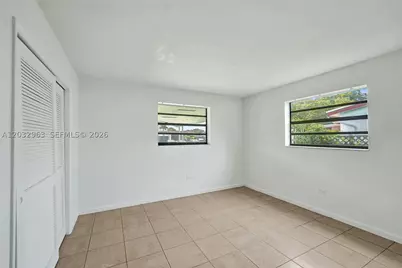 1140 N 74th, Hollywood, FL 33024 - Photo 36