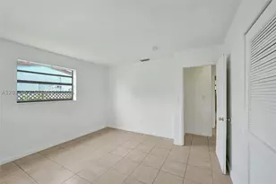 1140 N 74th, Hollywood, FL 33024 - Photo 38