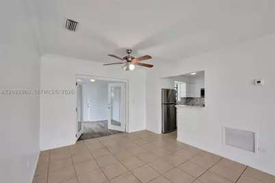 1140 N 74th, Hollywood, FL 33024 - Photo 10