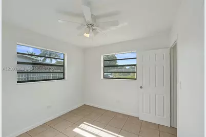 1140 N 74th, Hollywood, FL 33024 - Photo 28