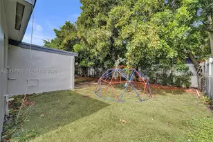 1140 N 74th, Hollywood, FL 33024 - Photo 42