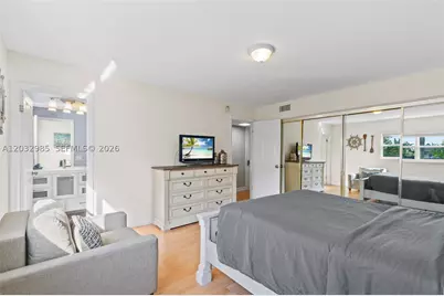 2424 NE 9th #207, Fort Lauderdale, FL 33304 - Photo 16