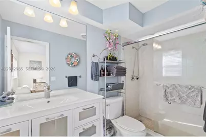 2424 NE 9th #207, Fort Lauderdale, FL 33304 - Photo 18
