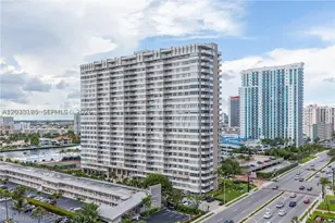 2030 S Ocean, Hallandale Beach, FL 33009 - Photo 4