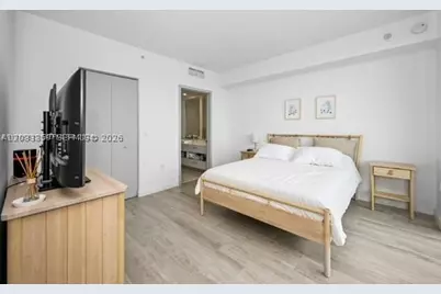 55 SW 9th #3506, Miami, FL 33130 - Photo 4