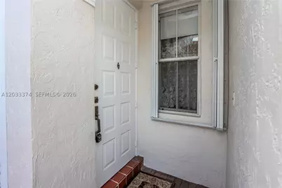 1521 Seagrape, Hollywood, FL 33019 - Photo 4
