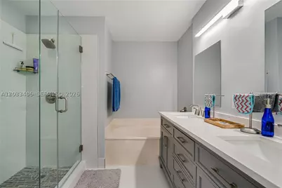 17079 NW 22nd, Pembroke Pines, FL 33028 - Photo 4