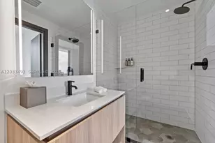 398 NE 5th, Miami, FL 33132 - Photo 34