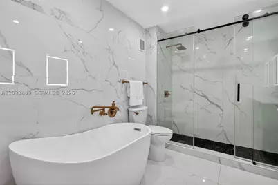 877 NE 195th #422, Miami, FL 33179 - Photo 10