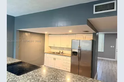 274 NE 141st #3C, Miami, FL 33161 - Photo 8