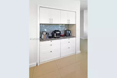 945 NE 34th #204, Homestead, FL 33033 - Photo 10