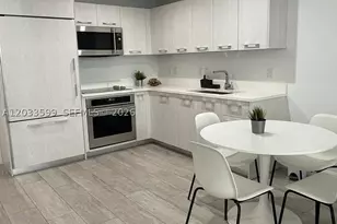 45 SW 9th, Miami, FL 33130 - Photo 2