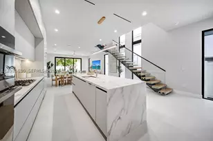 906 NE 17th, Fort Lauderdale, FL 33304 - Photo 2